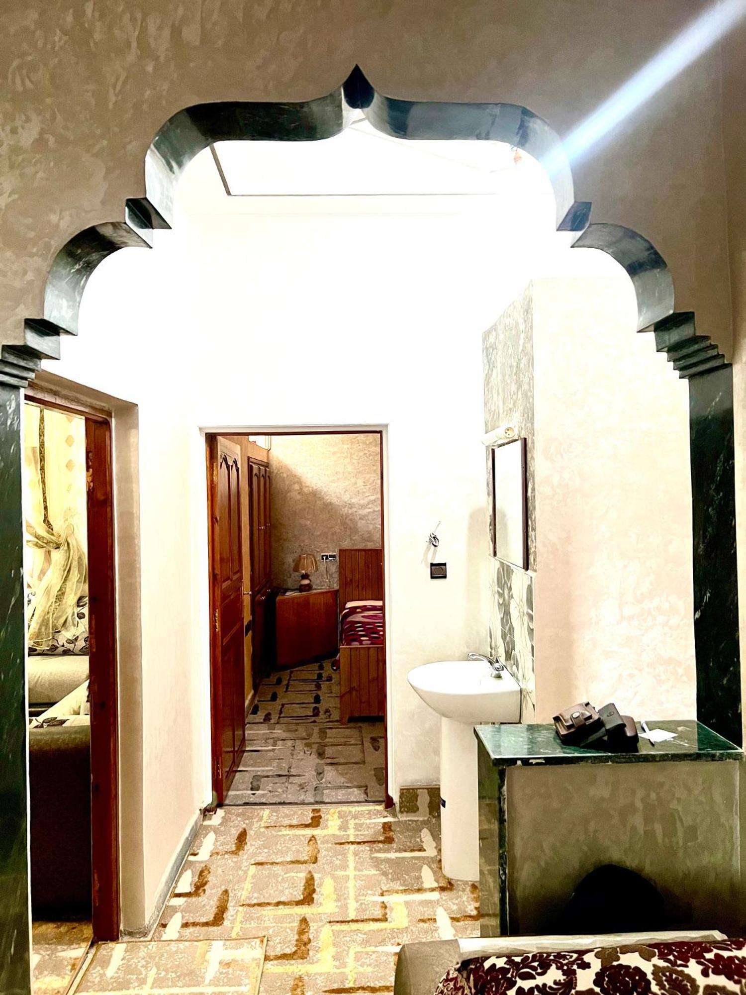 Dar Calme Chez El Bouhali Hotel Skoura Bagian luar foto